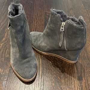 Dolce Vita Gray Suede Wedge Ankle Boots Sherling Lined